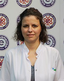 Doç. Dr. Mine Esen Barış - İzmir Göz Doktoru