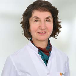 Prof. Dr. Nazife Sefi Yurdakul - İzmir Göz Doktoru